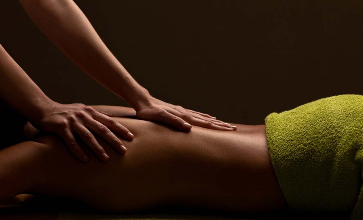 Massage with Hot Oils