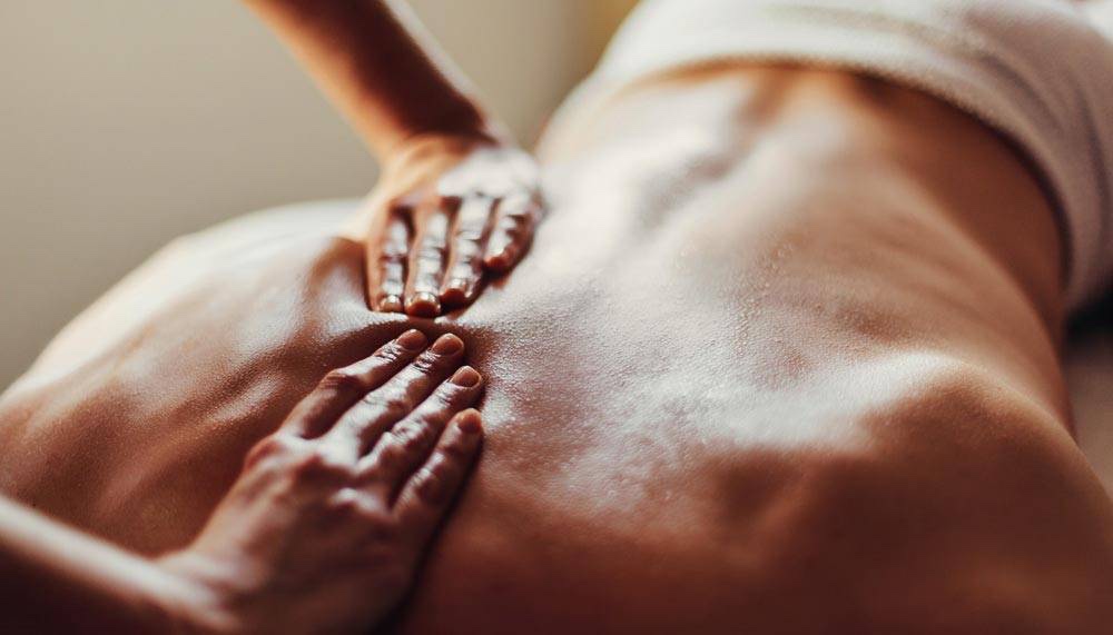 Massagem body to body
